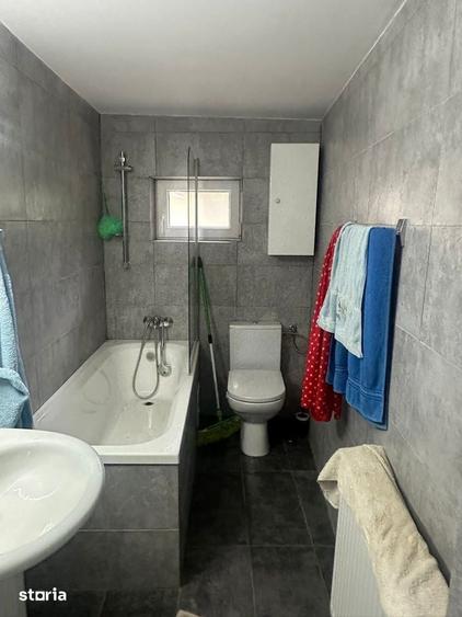 Casă cu 3 camere cu Teren 1500 Mp în Central