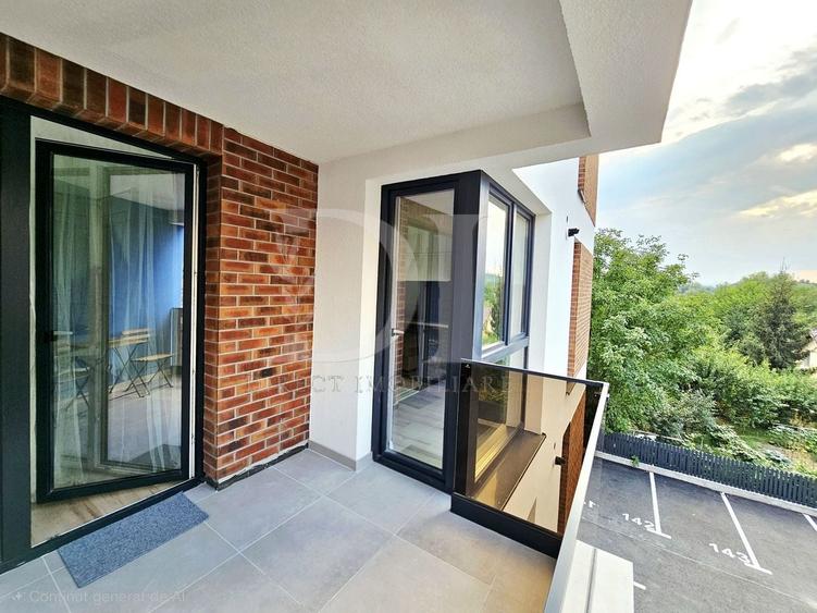 Apartament cu 3 camere decomandat, mobilat în Florești