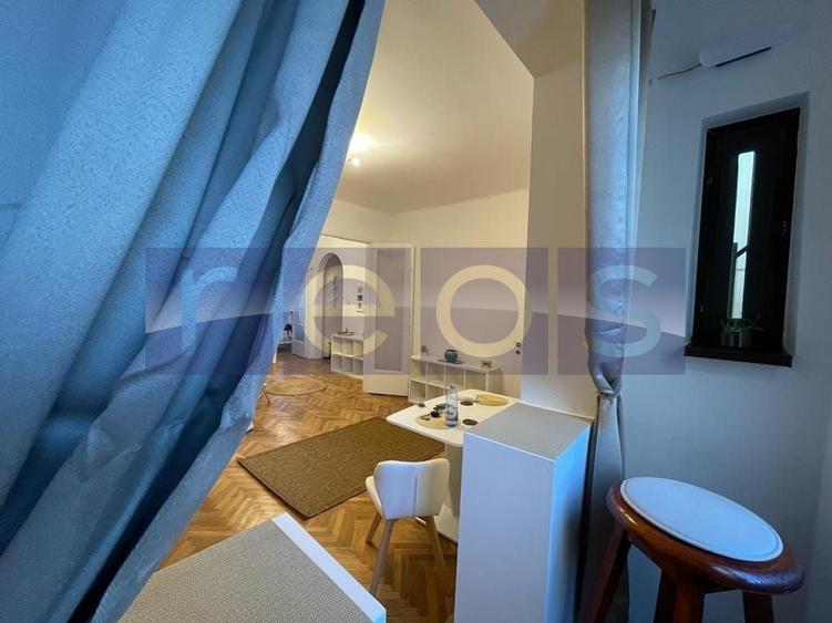 Apartament cu 4 camere decomandat în Armeneasca