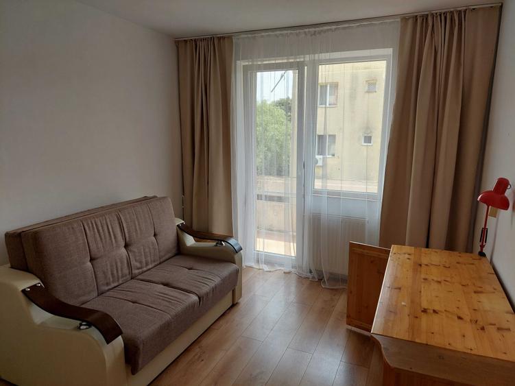 Apartament cu 2 camere decomandat în Solidarității