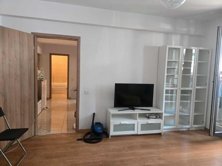 Apartament cu 2 camere decomandat în Valea Ialomiței