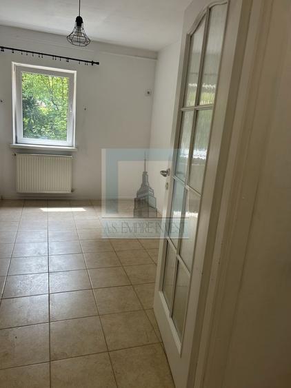 Apartament 3 camere - str. Privighetorii - 2
