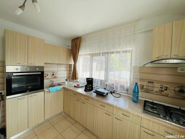 Casă cu 6 camere cu Teren 480 Mp în Școlilor