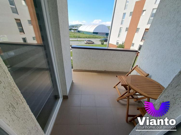 Apartament cu 3 camere semidecomandat, mobilat în Industrial Est