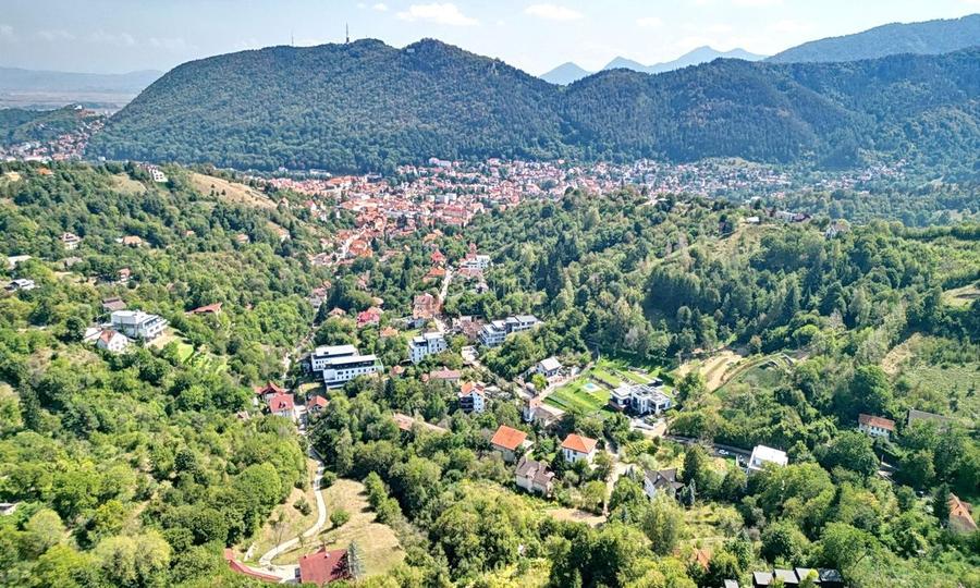 Teren Construcții intravilan de 5500 mp, în Brașovul Vechi