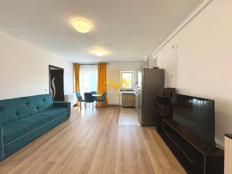 Apartament cu 3 camere semidecomandat, mobilat în Florești