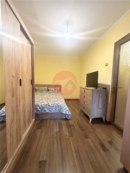 Apartament cu 2 camere semidecomandat în Casa de Cultură