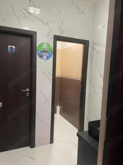 Spa?iu comercial de inchiriat zona Podu de Fier, Ia?i - 112mp - 3