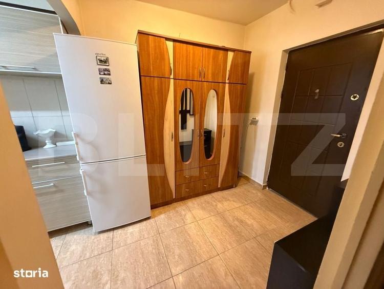 Apartament cu 2 camere semidecomandat în Micro 6