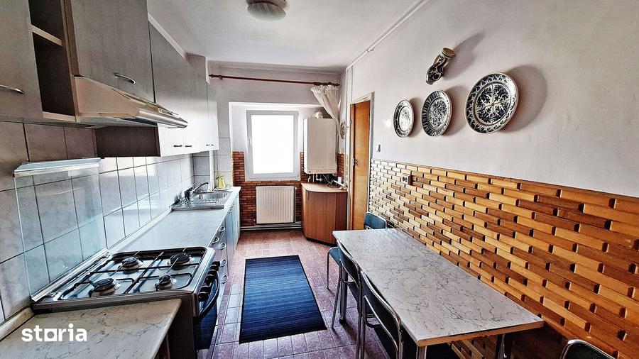 Apartament cu 2 camere semidecomandat în Răcădău