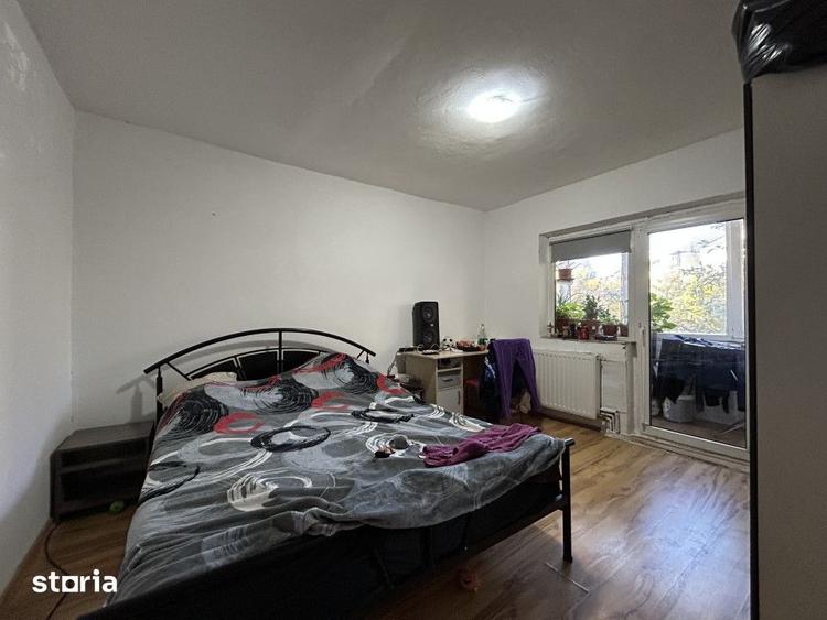 Apartament cu 4 camere decomandat în Steaua