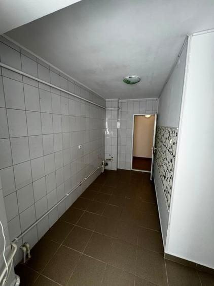 Spațiu comercial, de 34 mp, în