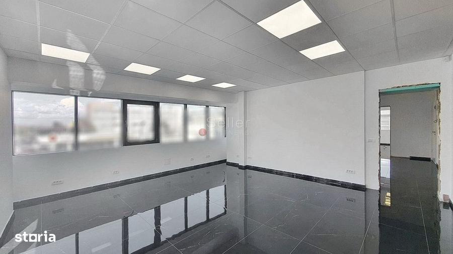 Spațiu comercial, de 105 mp, în Central