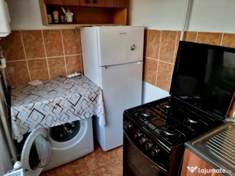 Garsonieră semidecomandată în Central