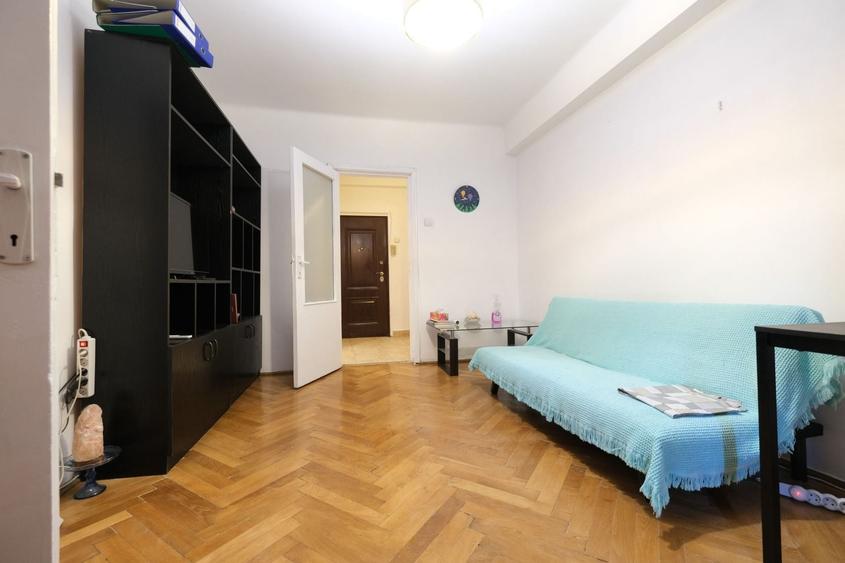 Apartament cu 2 camere semidecomandat, mobilat în Panduri