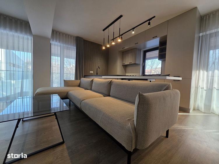 Apartament cu 4 camere în Central