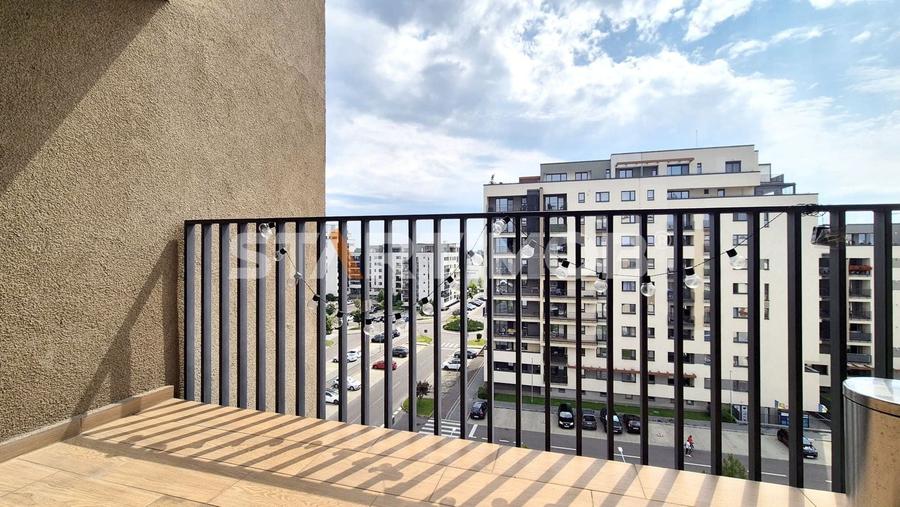 Apartament cu 2 camere decomandat, mobilat în Tractorul