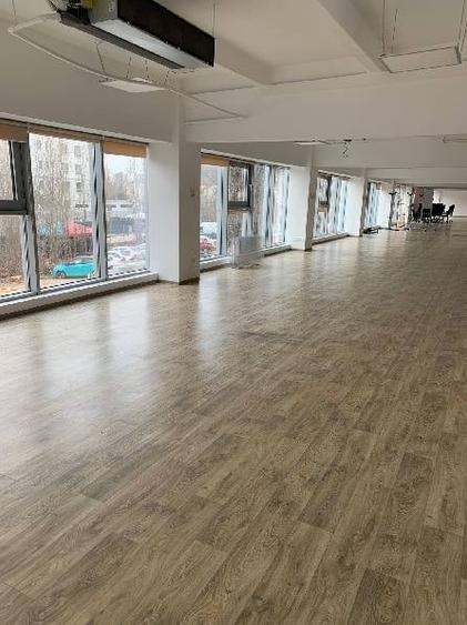 Birou, de 536 mp, în P-ta Presei Libere