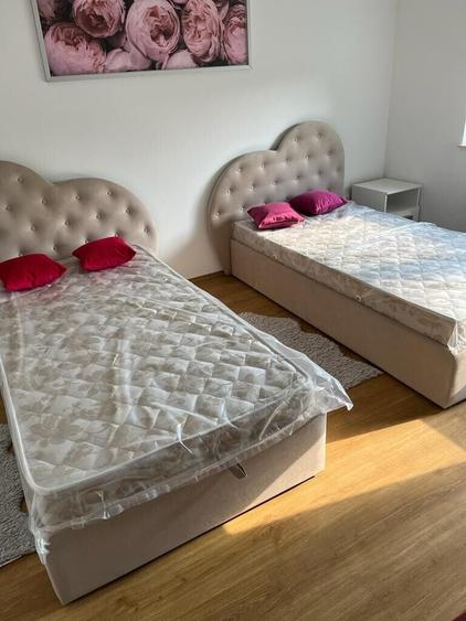 Casă individuală cu 6 camere cu Garaj în Băneasa
