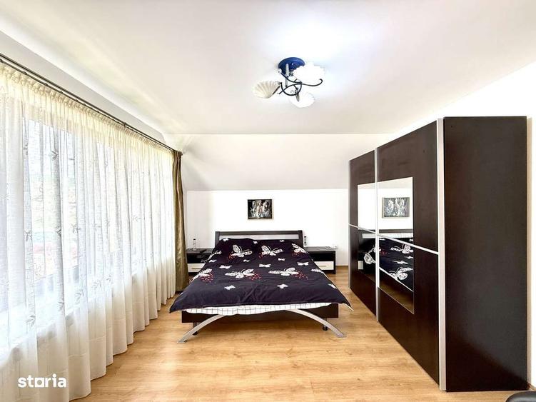 Casă cu 4 camere în Stana