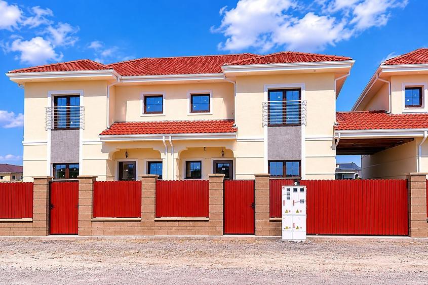 Duplex cu 5 camere cu Canalizare în Moșnița Nouă