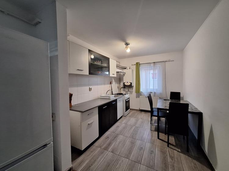 Apartament cu 2 camere decomandat, mobilat în Florești