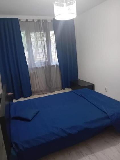 Apartament cu 3 camere în Berceni