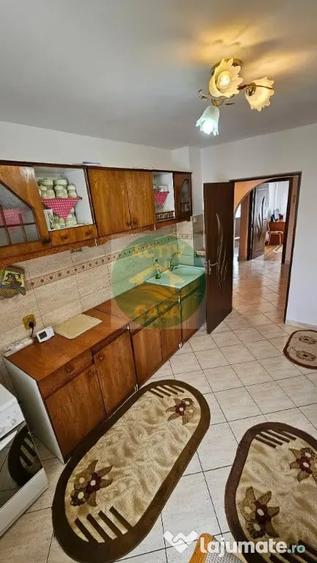 Apartament 3 camere, 2 balcoane, zona Episcopiei, Roman - 3