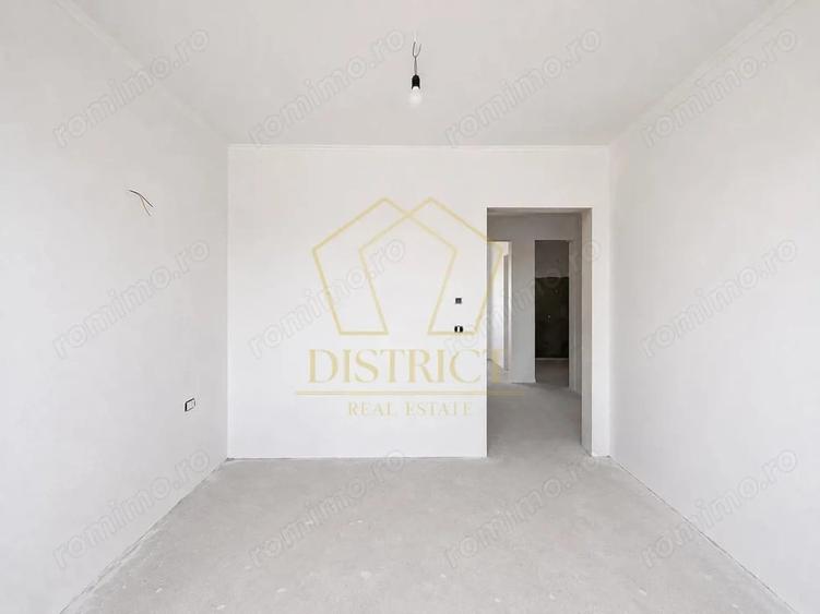 Casă cu 5 camere cu Teren 300 Mp în Săcălaz