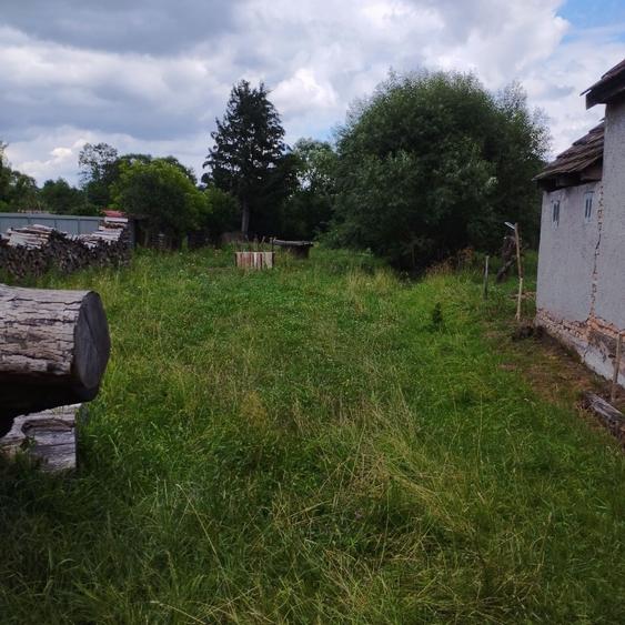 Teren de 1420 mp, în Sâmbăta de Jos
