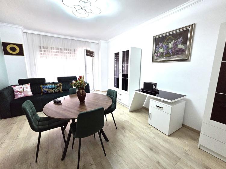 Apartament cu 2 camere semidecomandat, mobilat în Bună Ziua