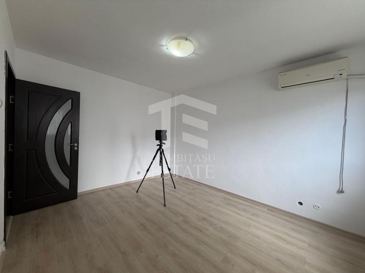 Apartament cu 2 camere decomandat în Titan