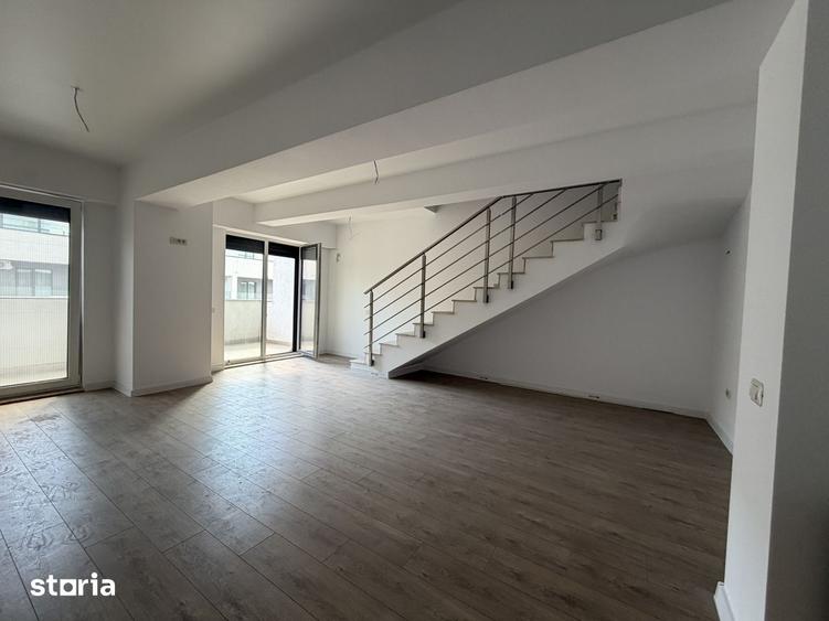 Apartament cu 4 camere în Pieptănari