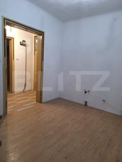 Spațiu comercial, de 100 mp, în Central