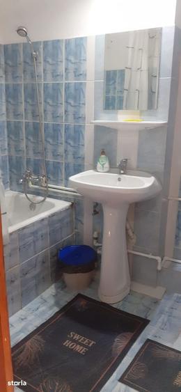 Apartament cu 2 camere decomandat în Ostroveni