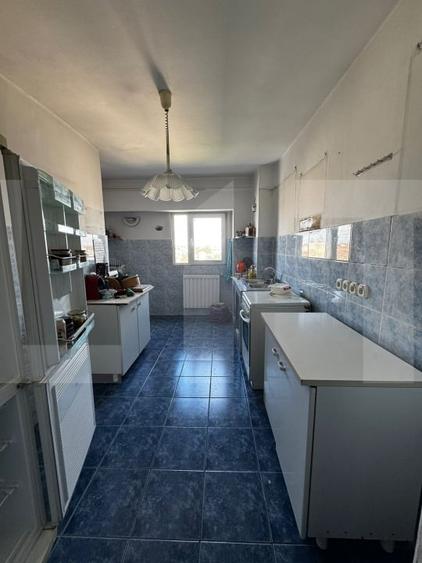 Apartament cu 4 camere decomandat în Fabric