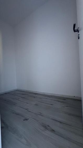 Casă cu 4 camere cu Canalizare în Prelungirea Ghencea