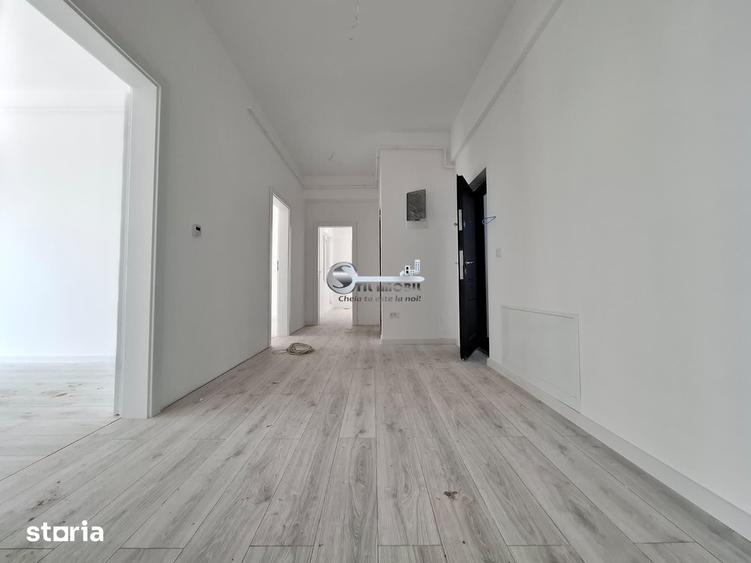 Apartament cu 3 camere decomandat în Galata