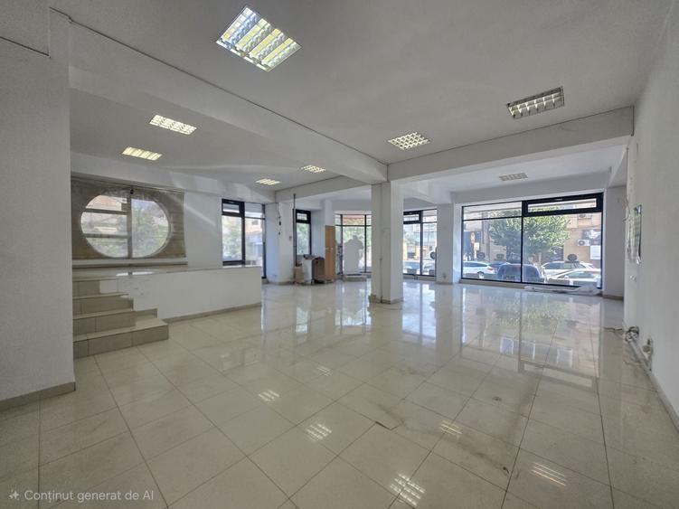 Spațiu comercial, de 140 mp, în Central