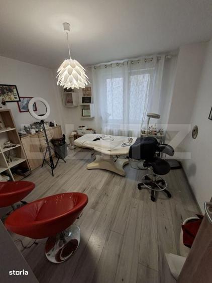 Spațiu comercial, de 83 mp, în Central