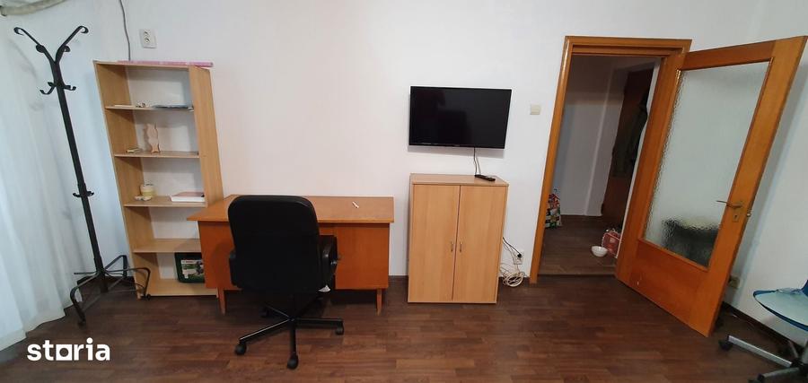 Garsonieră decomandată în Unirii
