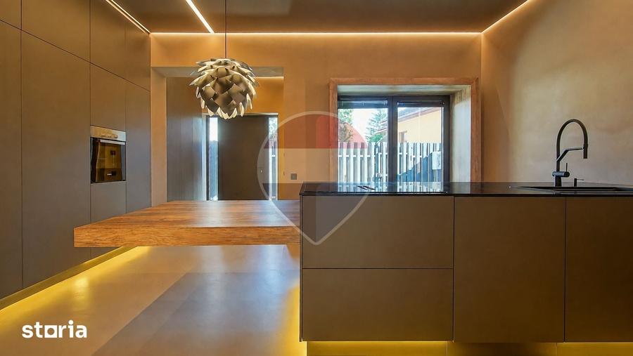 Casă cu 3 camere cu Teren 230 Mp în Bartolomeu