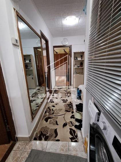Apartament cu 2 camere decomandat, mobilat în Soarelui