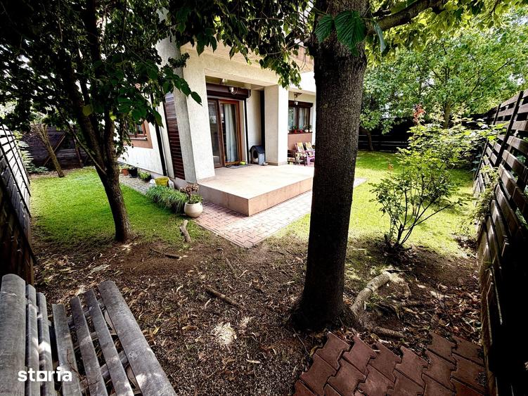 Casă cu 4 camere cu Teren 330 Mp în Glina