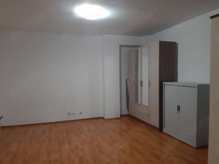 Apartament cu 2 camere semidecomandat în Titan