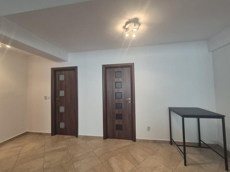 Apartament cu 2 camere decomandat în Muncii