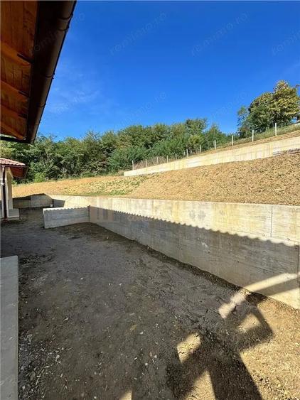 Casă cu Teren 750 Mp în Tăuții de Sus