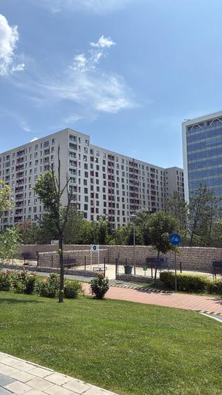 Apartament cu 4 camere decomandat în Politehnica