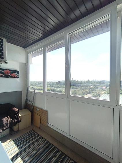 Apartament cu 2 camere decomandat în Vitan