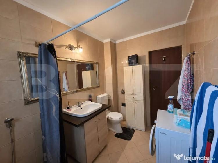 Apartament decomandat cu terasa ?i parcare, 2 camere, zona - 4